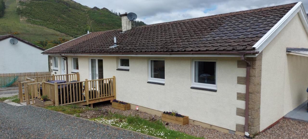 הוילה 2 Cv At Lochgoilhead With Swedish Hot Tub מראה חיצוני תמונה